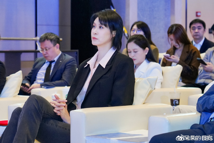 PG模拟器官方网站-中国女排44岁奥运冠军近照曝光，英姿飒爽，好感姚明被拒至今单身|赵蕊蕊|蕊蕊|副攻|雅典奥运会|奥运会_新浪体育_新浪新闻
